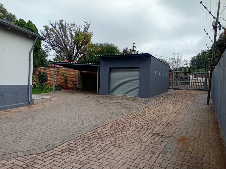 To Let 3 Bedroom Property for Rent in Primrose Gauteng