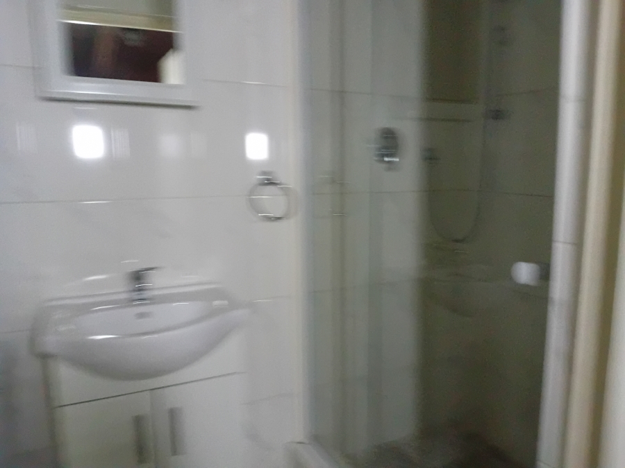 To Let 1 Bedroom Property for Rent in Primrose Gauteng