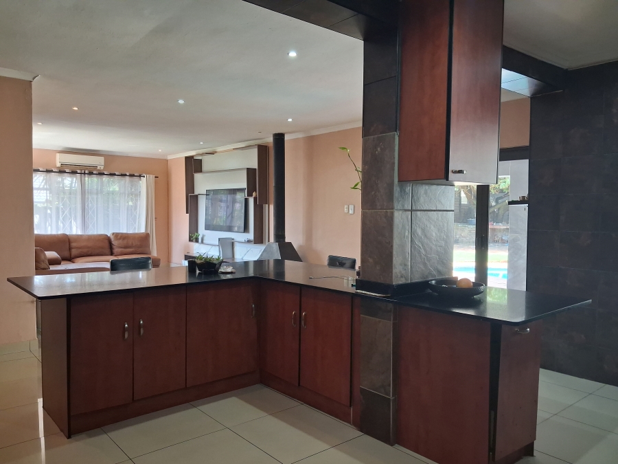 5 Bedroom Property for Sale in Croydon Gauteng