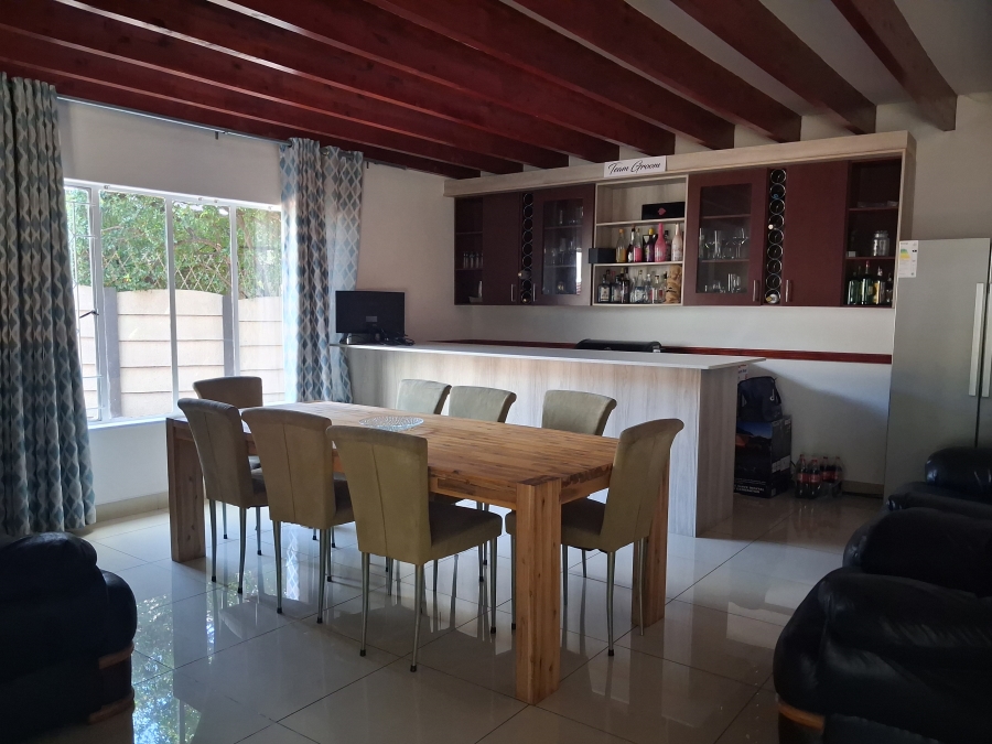 5 Bedroom Property for Sale in Croydon Gauteng