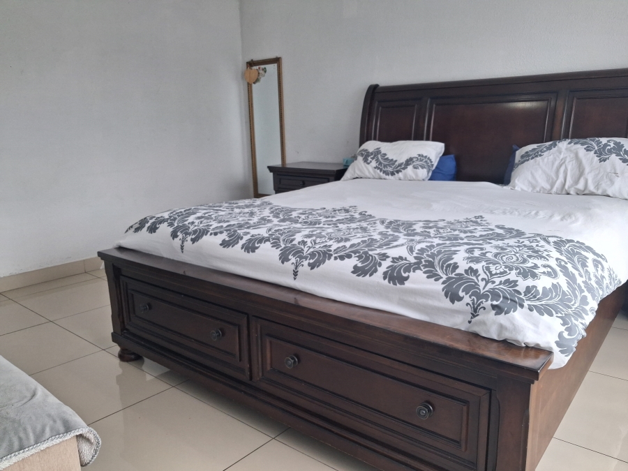 5 Bedroom Property for Sale in Croydon Gauteng