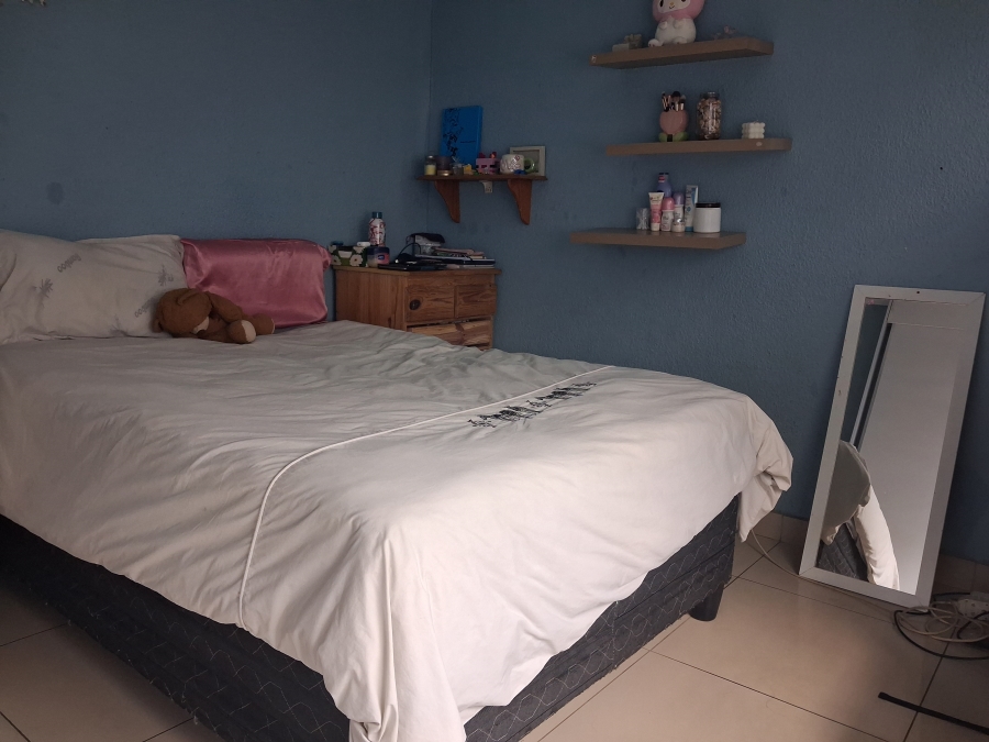 5 Bedroom Property for Sale in Croydon Gauteng