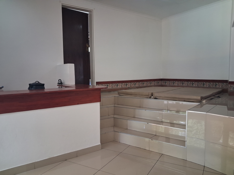 5 Bedroom Property for Sale in Croydon Gauteng