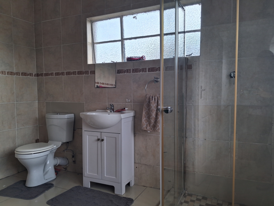 5 Bedroom Property for Sale in Croydon Gauteng