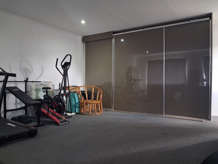 5 Bedroom Property for Sale in Croydon Gauteng