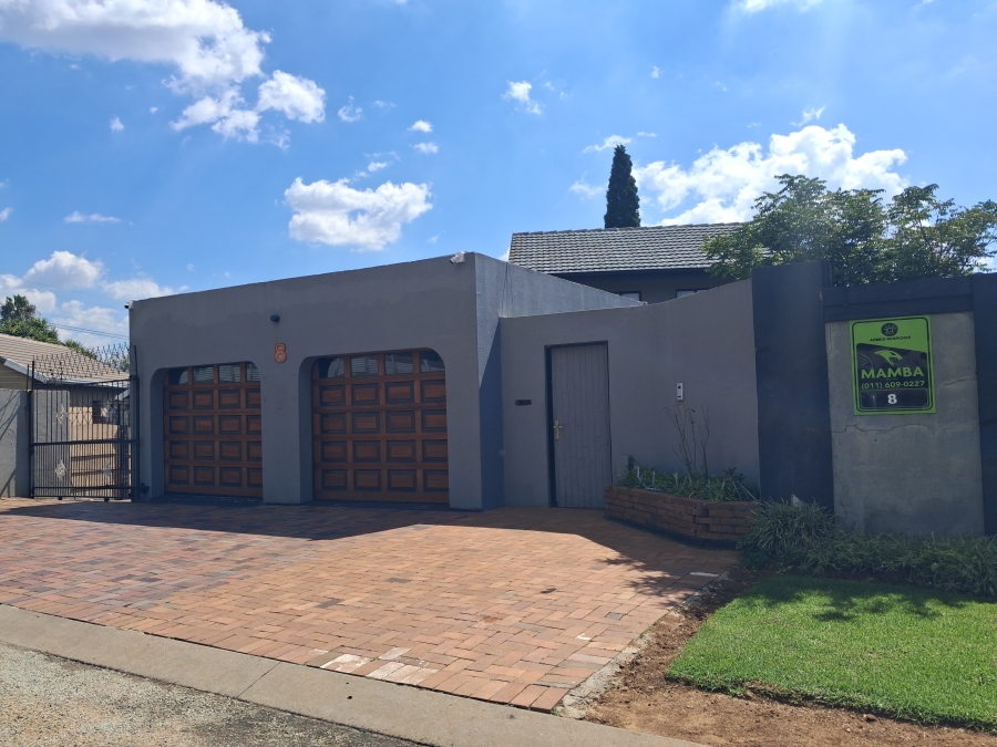 5 Bedroom Property for Sale in Croydon Gauteng
