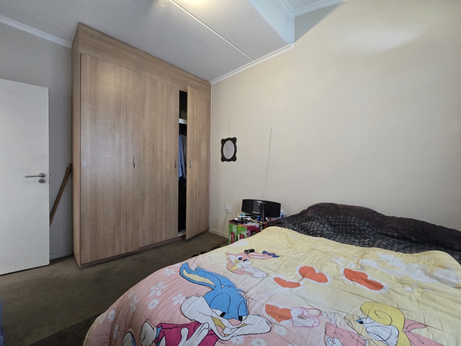 2 Bedroom Property for Sale in Sunninghill Gauteng