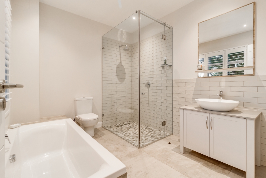 To Let 4 Bedroom Property for Rent in Helderfontein Estate Gauteng