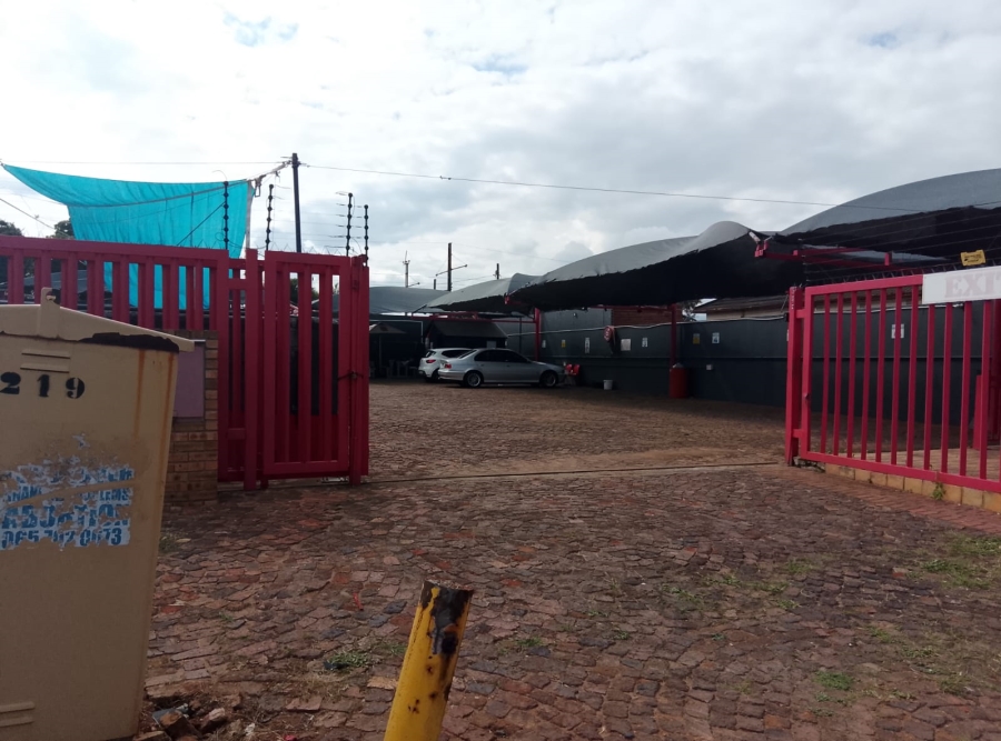 Commercial Property for Sale in Selection Park Gauteng