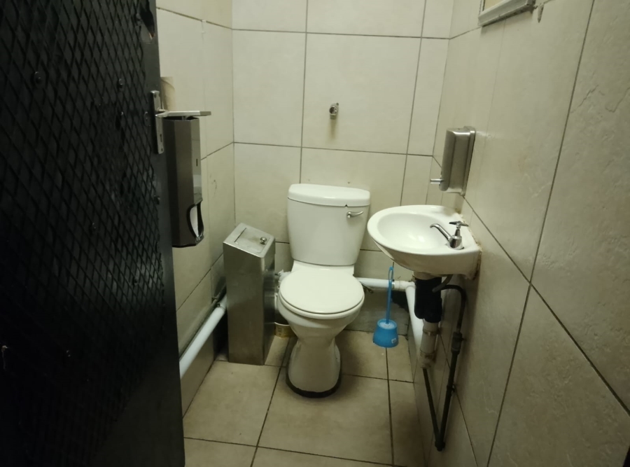 Commercial Property for Sale in Selection Park Gauteng