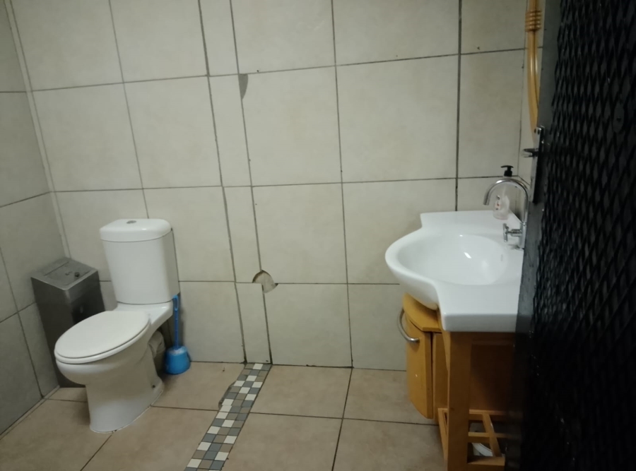 Commercial Property for Sale in Selection Park Gauteng