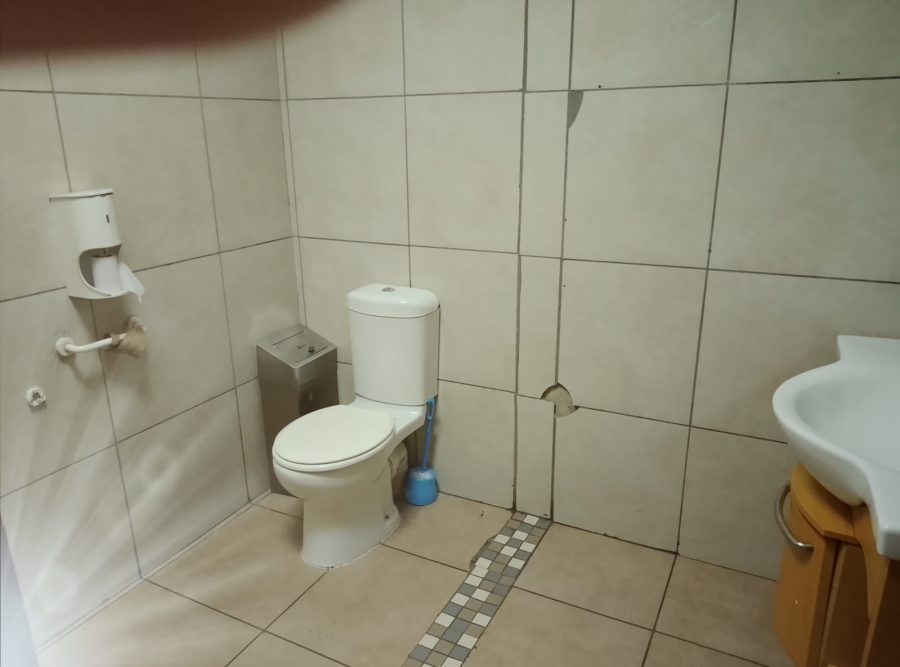 Commercial Property for Sale in Selection Park Gauteng