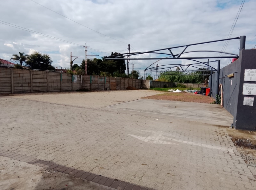 Commercial Property for Sale in Selection Park Gauteng