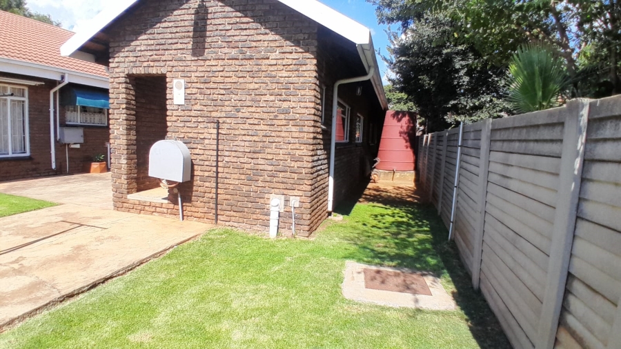 2 Bedroom Property for Sale in Welverdiend Gauteng