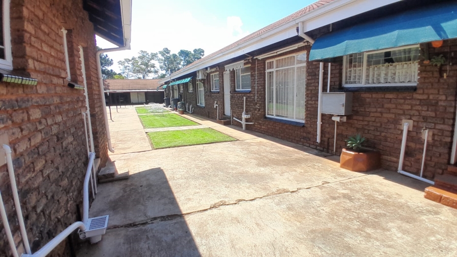 2 Bedroom Property for Sale in Welverdiend Gauteng