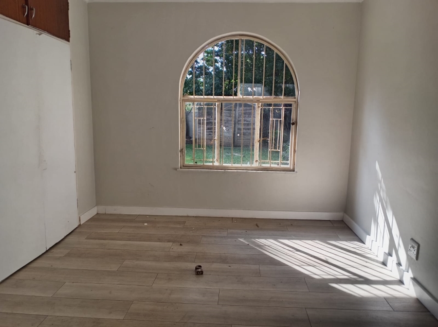 4 Bedroom Property for Sale in Garsfontein Gauteng