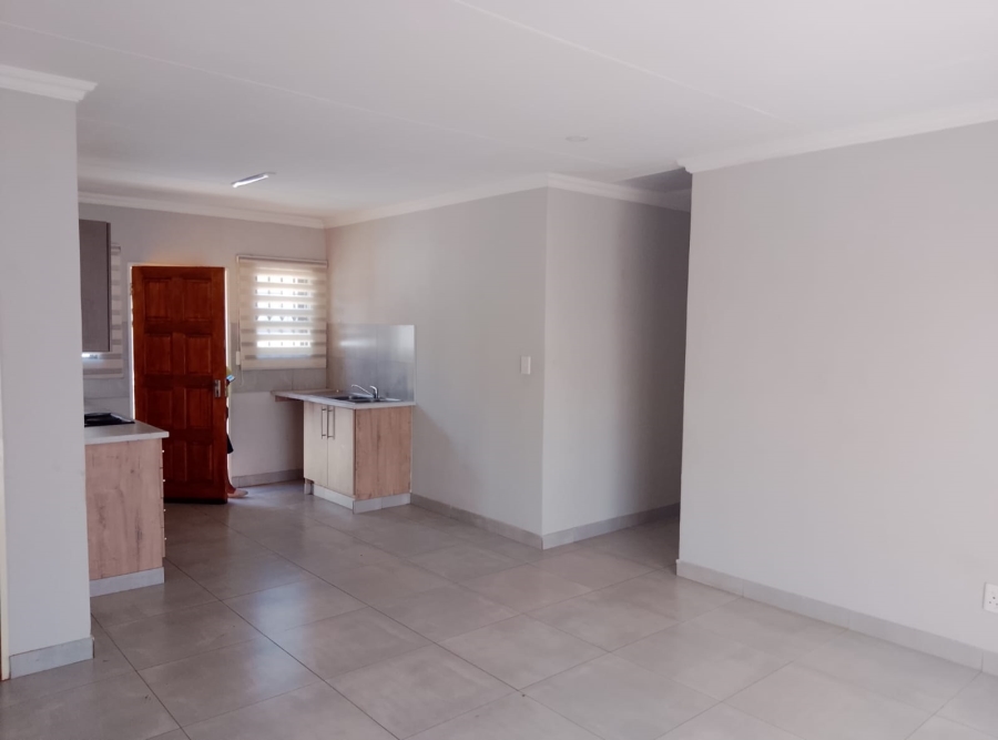 3 Bedroom Property for Sale in Daggafontein Gauteng