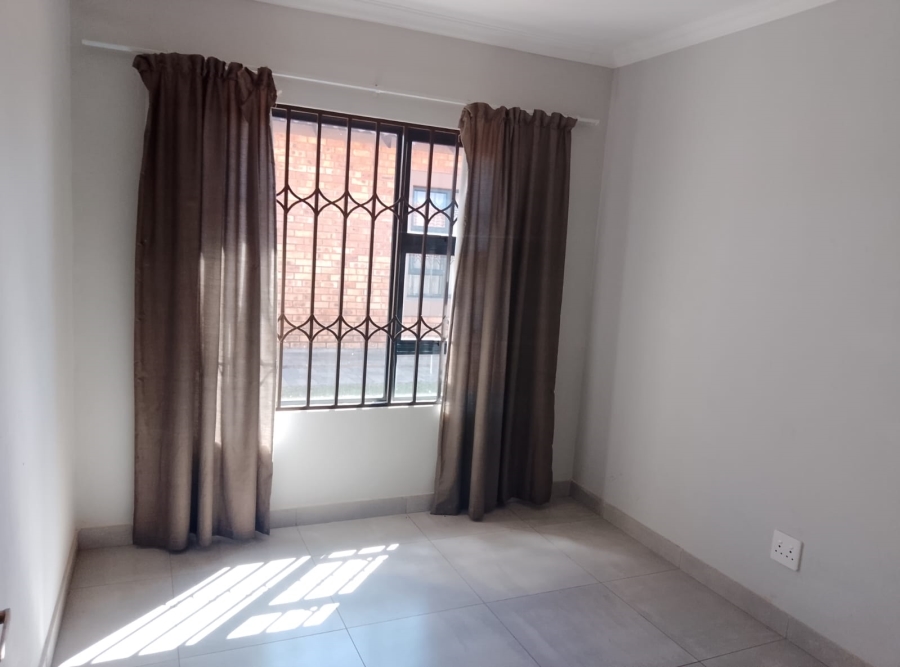 3 Bedroom Property for Sale in Daggafontein Gauteng