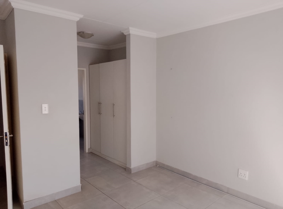 3 Bedroom Property for Sale in Daggafontein Gauteng