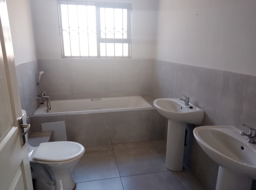 3 Bedroom Property for Sale in Daggafontein Gauteng
