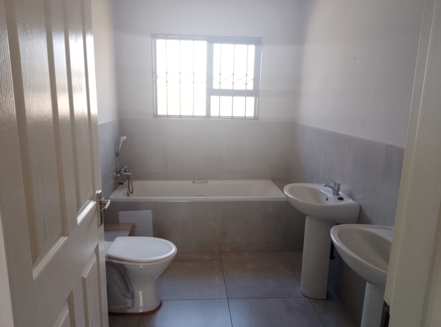 3 Bedroom Property for Sale in Daggafontein Gauteng