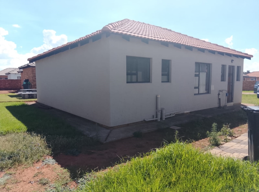 3 Bedroom Property for Sale in Daggafontein Gauteng