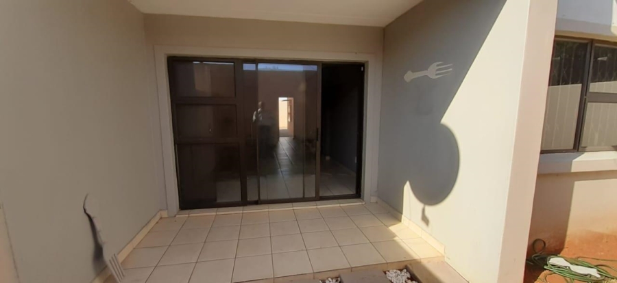 To Let 2 Bedroom Property for Rent in Albemarle Gauteng