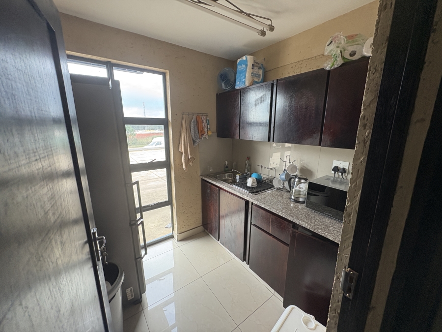 To Let Commercial Property for Rent in Pomona Gauteng