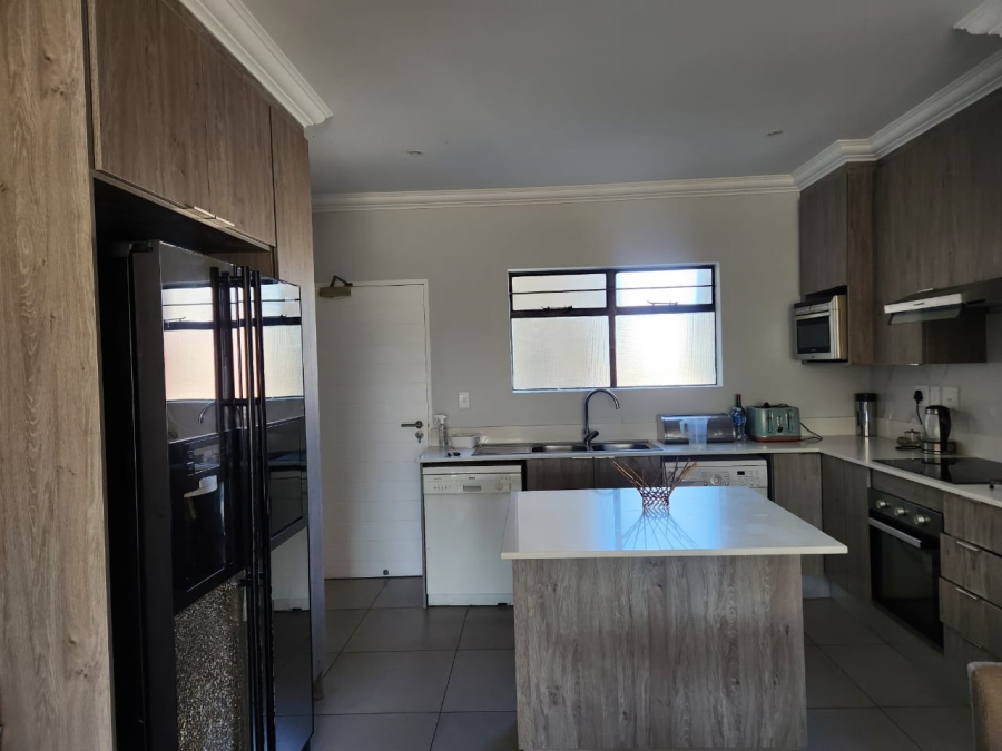 To Let 2 Bedroom Property for Rent in Morningside Gauteng