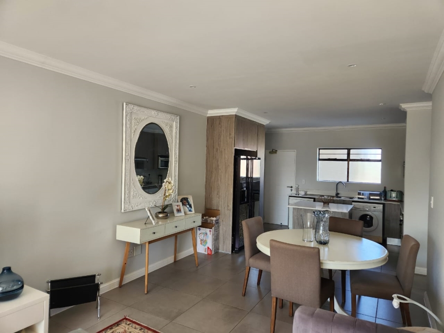 To Let 2 Bedroom Property for Rent in Morningside Gauteng
