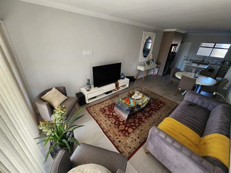 To Let 2 Bedroom Property for Rent in Morningside Gauteng