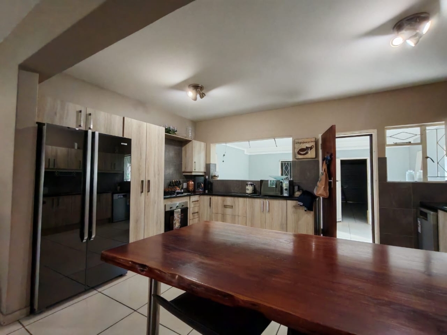 3 Bedroom Property for Sale in Three Rivers Proper Gauteng