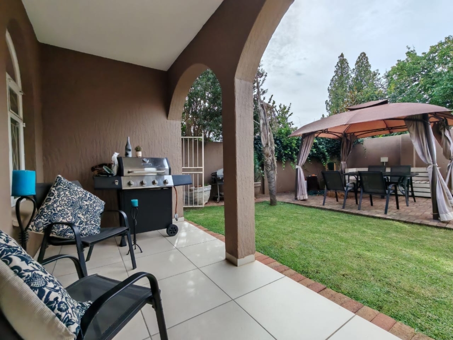 3 Bedroom Property for Sale in Three Rivers Proper Gauteng