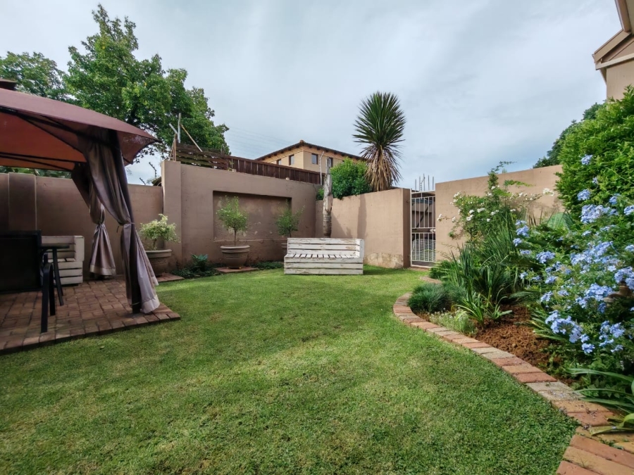 3 Bedroom Property for Sale in Three Rivers Proper Gauteng