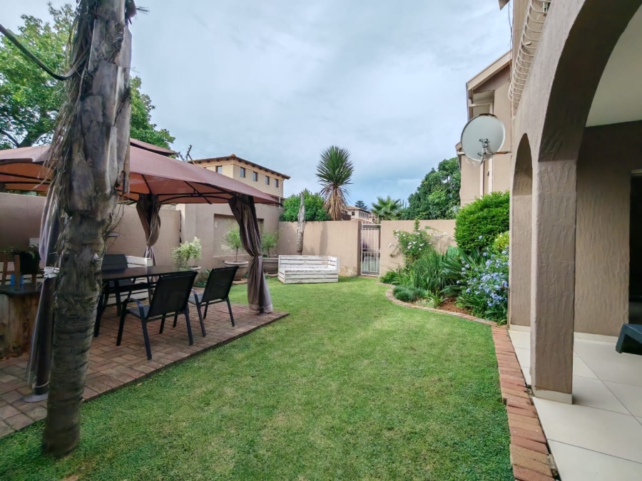 3 Bedroom Property for Sale in Three Rivers Proper Gauteng