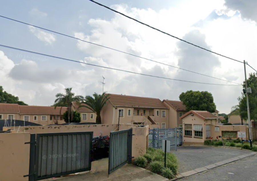 1 Bedroom Property for Sale in Kew Gauteng