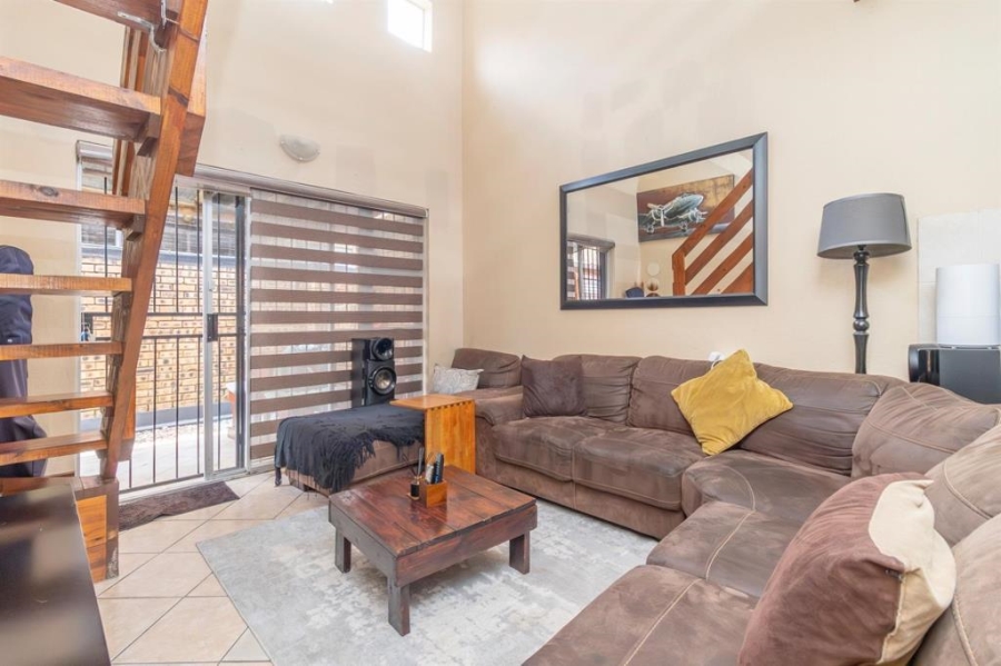 2 Bedroom Property for Sale in Honeypark Gauteng