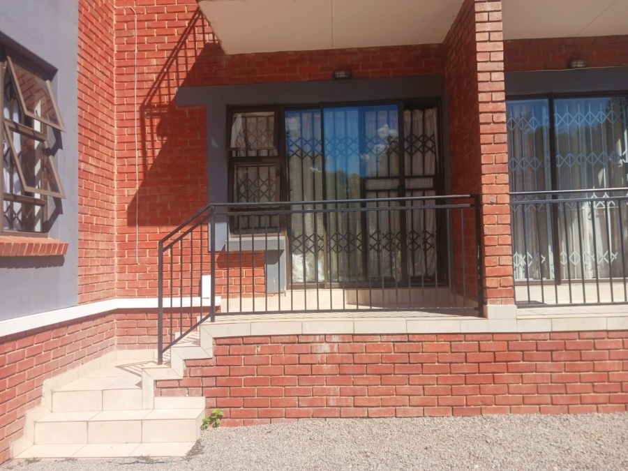 2 Bedroom Property for Sale in Windsor West Gauteng