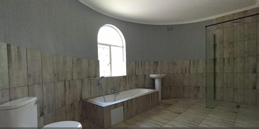 5 Bedroom Property for Sale in President Park Gauteng