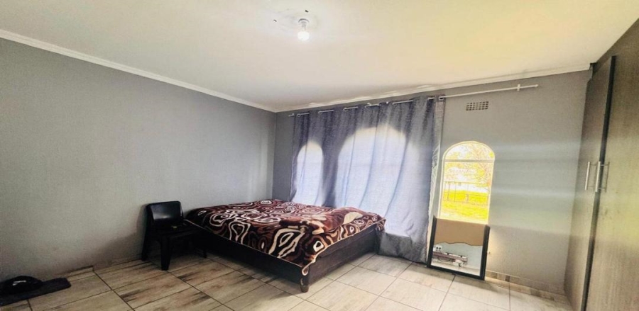 5 Bedroom Property for Sale in President Park Gauteng