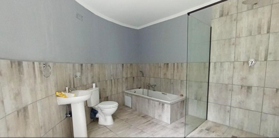 5 Bedroom Property for Sale in President Park Gauteng