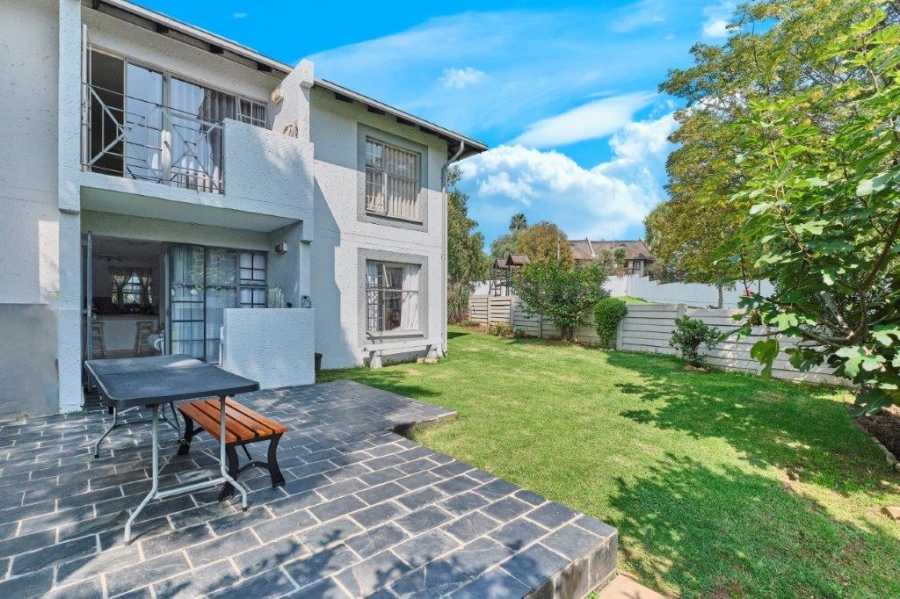 2 Bedroom Property for Sale in Paulshof Gauteng