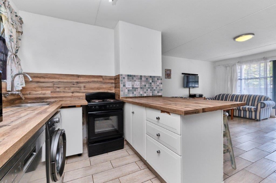 2 Bedroom Property for Sale in Paulshof Gauteng