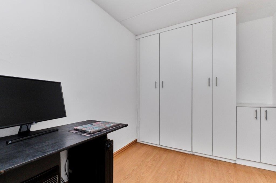 2 Bedroom Property for Sale in Paulshof Gauteng