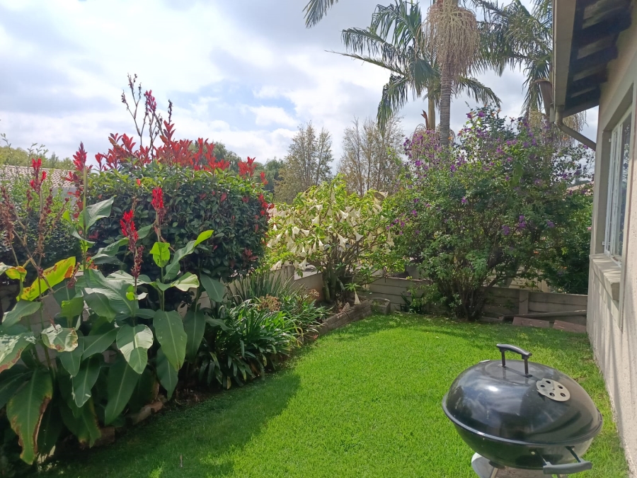 2 Bedroom Property for Sale in Weltevreden Park Gauteng