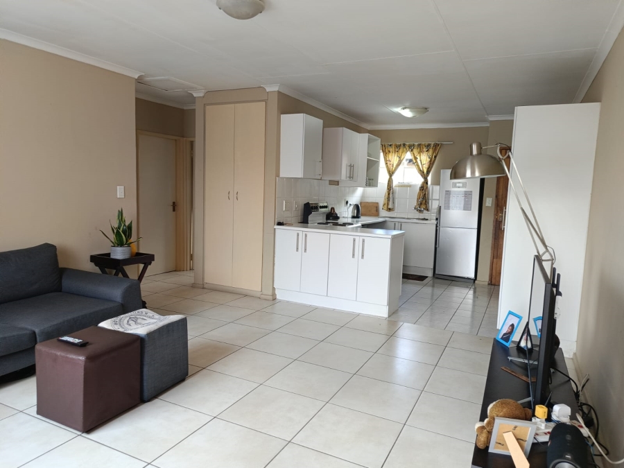2 Bedroom Property for Sale in Weltevreden Park Gauteng