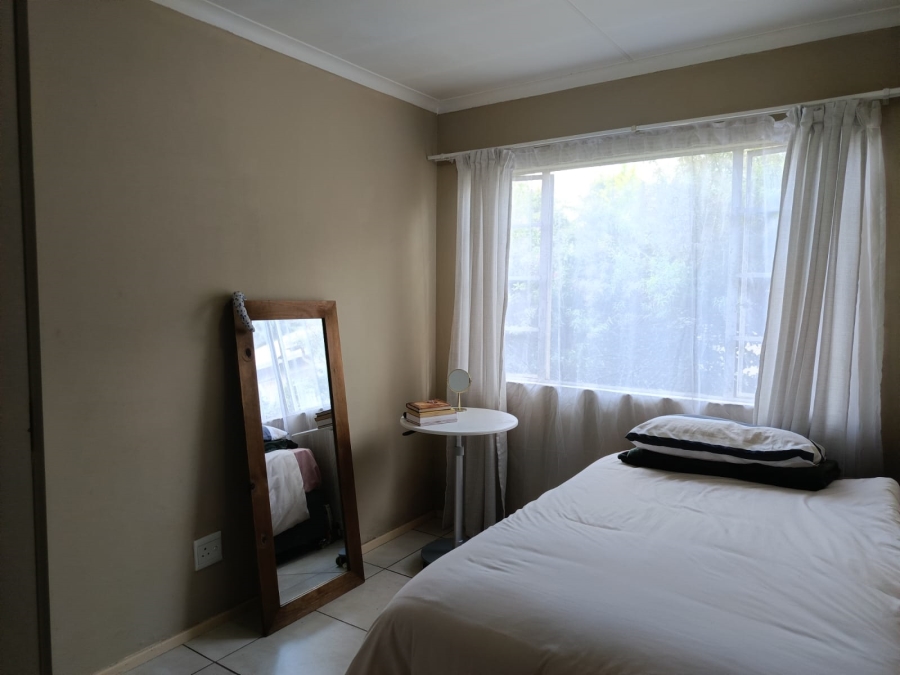 2 Bedroom Property for Sale in Weltevreden Park Gauteng
