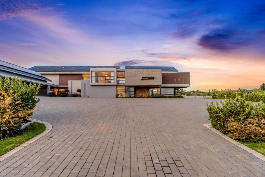 To Let 5 Bedroom Property for Rent in Blue Hills Equestrian Estate Gauteng