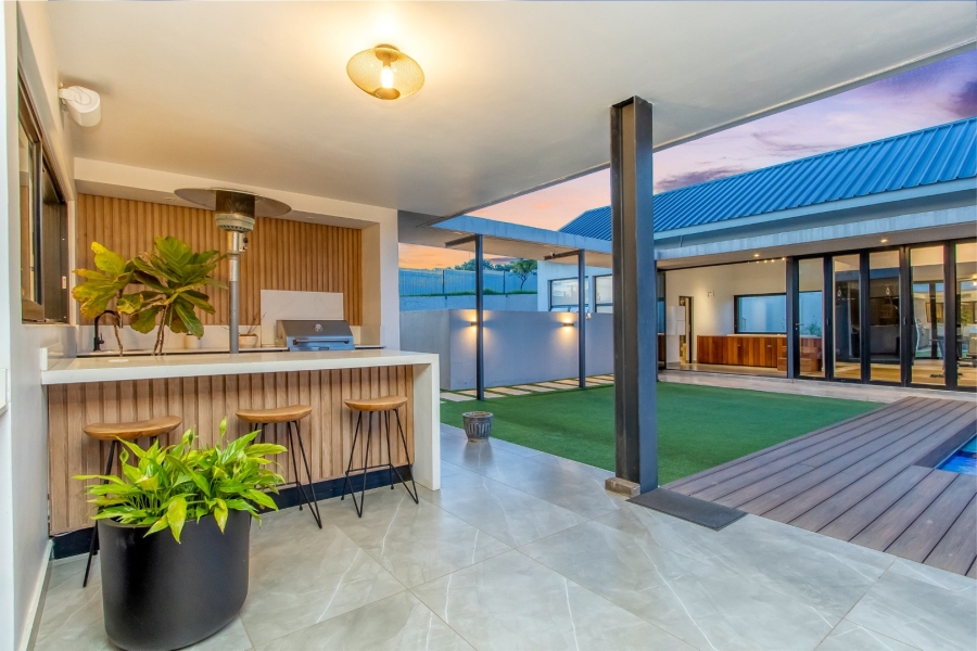 To Let 5 Bedroom Property for Rent in Blue Hills Equestrian Estate Gauteng