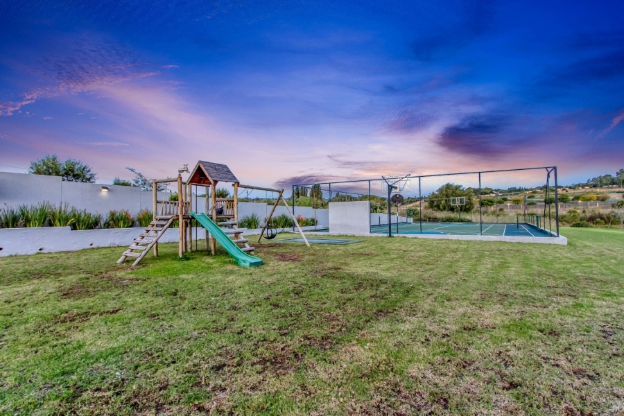 To Let 5 Bedroom Property for Rent in Blue Hills Equestrian Estate Gauteng